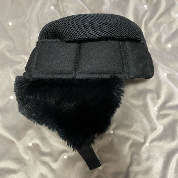 Samshield Winter Helmet Liner - Picture 7 of 7